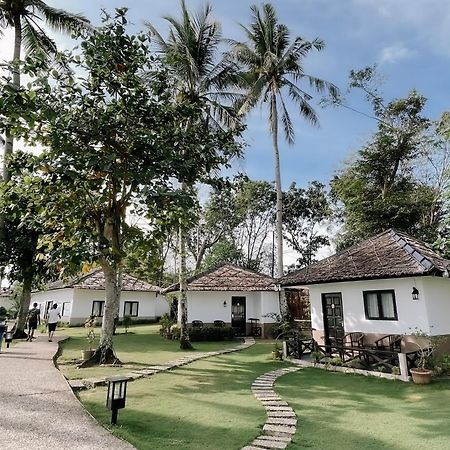 Bintan Spa Villa Beach Resort & Spa Teluk Bakau Eksteriør bilde